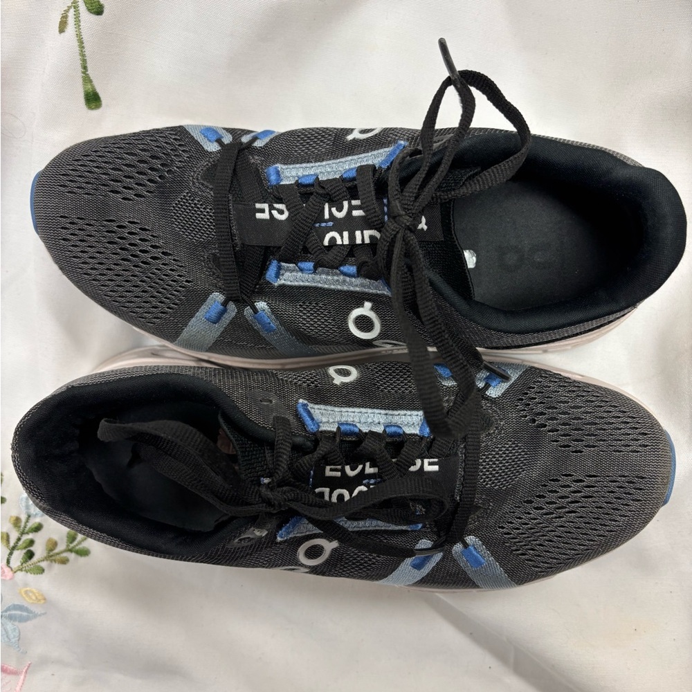 On Cloud Running Cloudeclipse Black Frost Sneaker… - image 2